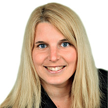 Julia Söll, Physiotherapeutin und Sportwissenschaftlerin bei der Krankenhaus GmbH Alb-Donau-Kreis