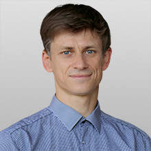 Dr. Ingo Helmich