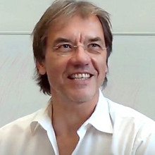 Prof. Dr. Jürgen Schwark