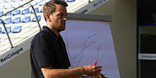 Prof. Dr. Christoph Zinner im Unterricht beim DSHS Athletiktrainer 