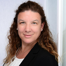 Univ.-Prof. Dr. Bettina Wollesen