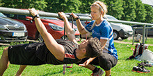 Wir erklären, wie man Personal Trainer bzw. Trainerin wird und was einen in diesem Beruf erwartet.