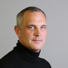 Dr. Christoph Bertling