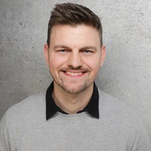 Dr. Daniel Büchel