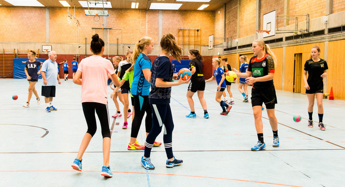 Kooperationsprojekt der Sporthochschule und der PH Weingarten in Zusammenarbeit mit dem Deutschen Handballbund (DHB)
