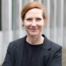 Dr. Bianca Biallas