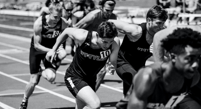 Sprinter Wettkampf <span>Photo by <a href="https://unsplash.com/@bradencollum?utm_source=unsplash&utm_medium=referral&utm_content=creditCopyText">Braden Collum</a> on <a href="https://unsplash.com/s/photos/sport?utm_source=unsplash&utm_medium=referral&utm_content=creditCopyText">Unsplash</a></span>