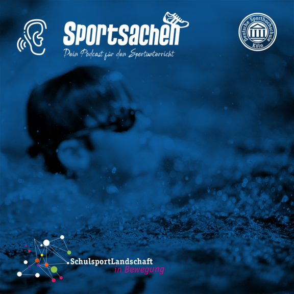 Podcasttitel "12 – Schwimmen in der Schule"; im Hintergrund schwimm ein Junge mit Taucherbrille im Wasser
