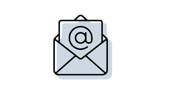 Email-Icon mit offenem Briefumschlag, aus dem ein Blatt mit einem @-Zeichen herauskommt; in schwarzer Outline mit hellblau/grau hinterlegter Schattenfläche
