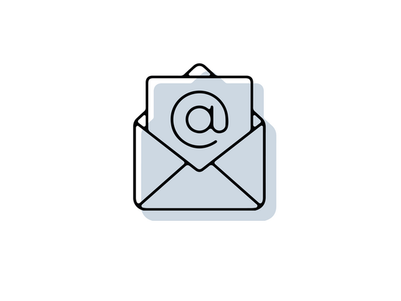 Email-Icon mit offenem Briefumschlag, aus dem ein Blatt mit einem @-Zeichen herauskommt; in schwarzer Outline mit hellblau/grau hinterlegter Schattenfläche
