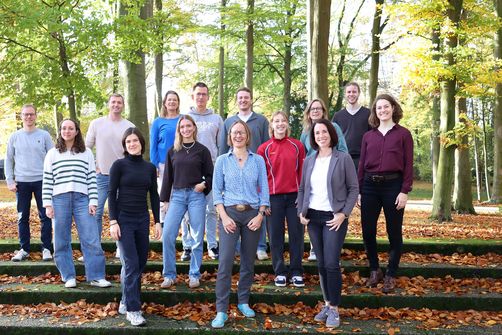 Gruppenbild der Mitarbeiter*innen des Instituts für Sportdidaktik und Schulsport
